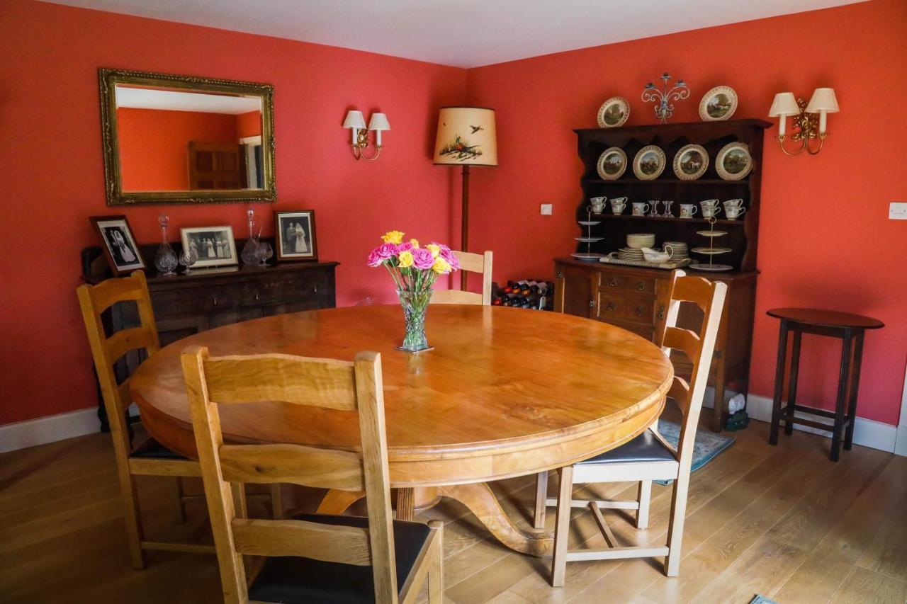 Cockley Hill Farm Bed & Breakfast Брэклей Экстерьер фото