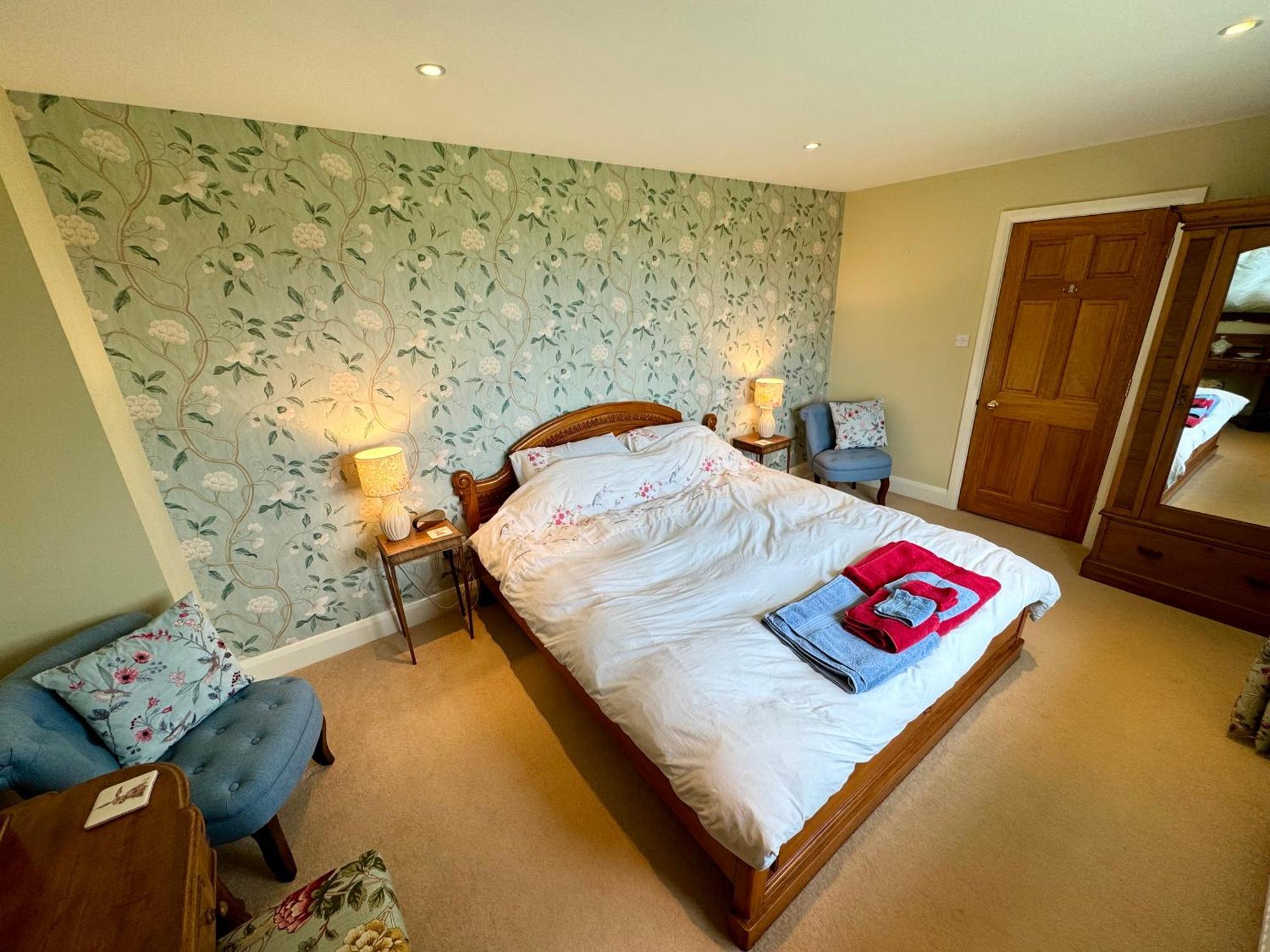 Cockley Hill Farm Bed & Breakfast Брэклей Экстерьер фото