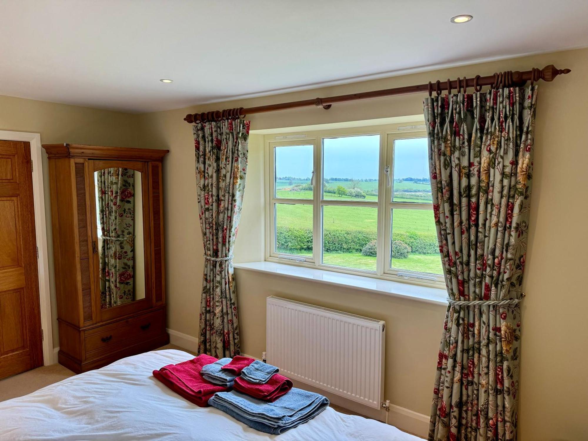 Cockley Hill Farm Bed & Breakfast Брэклей Экстерьер фото